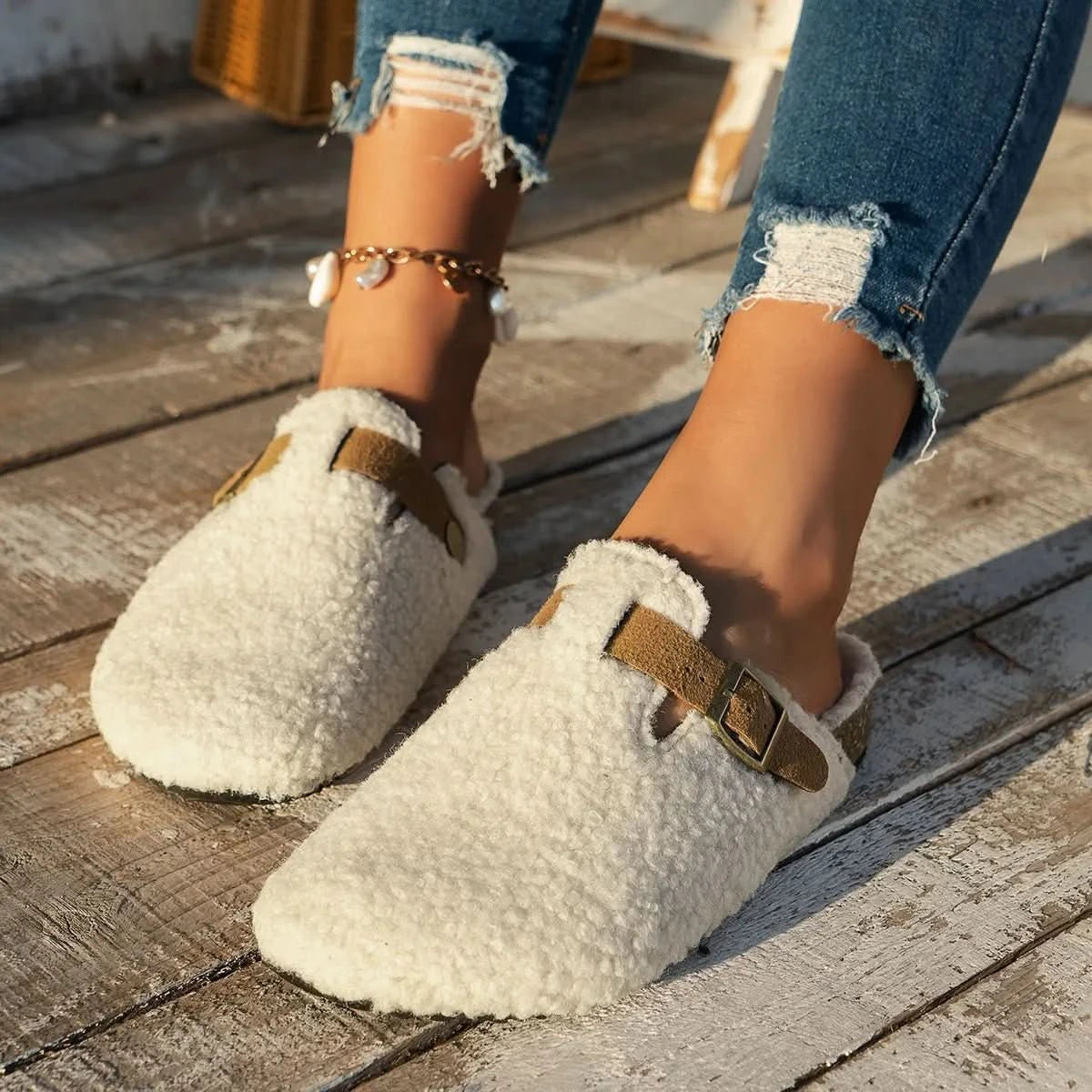 HEATWOOL - Chaussons en laine de mouton conçus pour une chaleur douillette et un confort intérieur en hiver