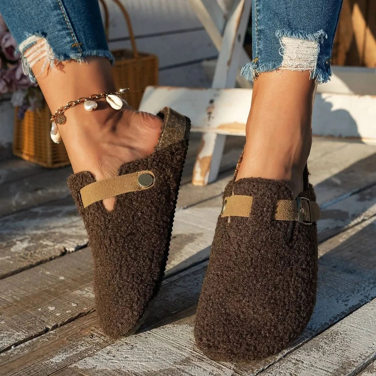 HEATWOOL - Chaussons en laine de mouton conçus pour une chaleur douillette et un confort intérieur en hiver