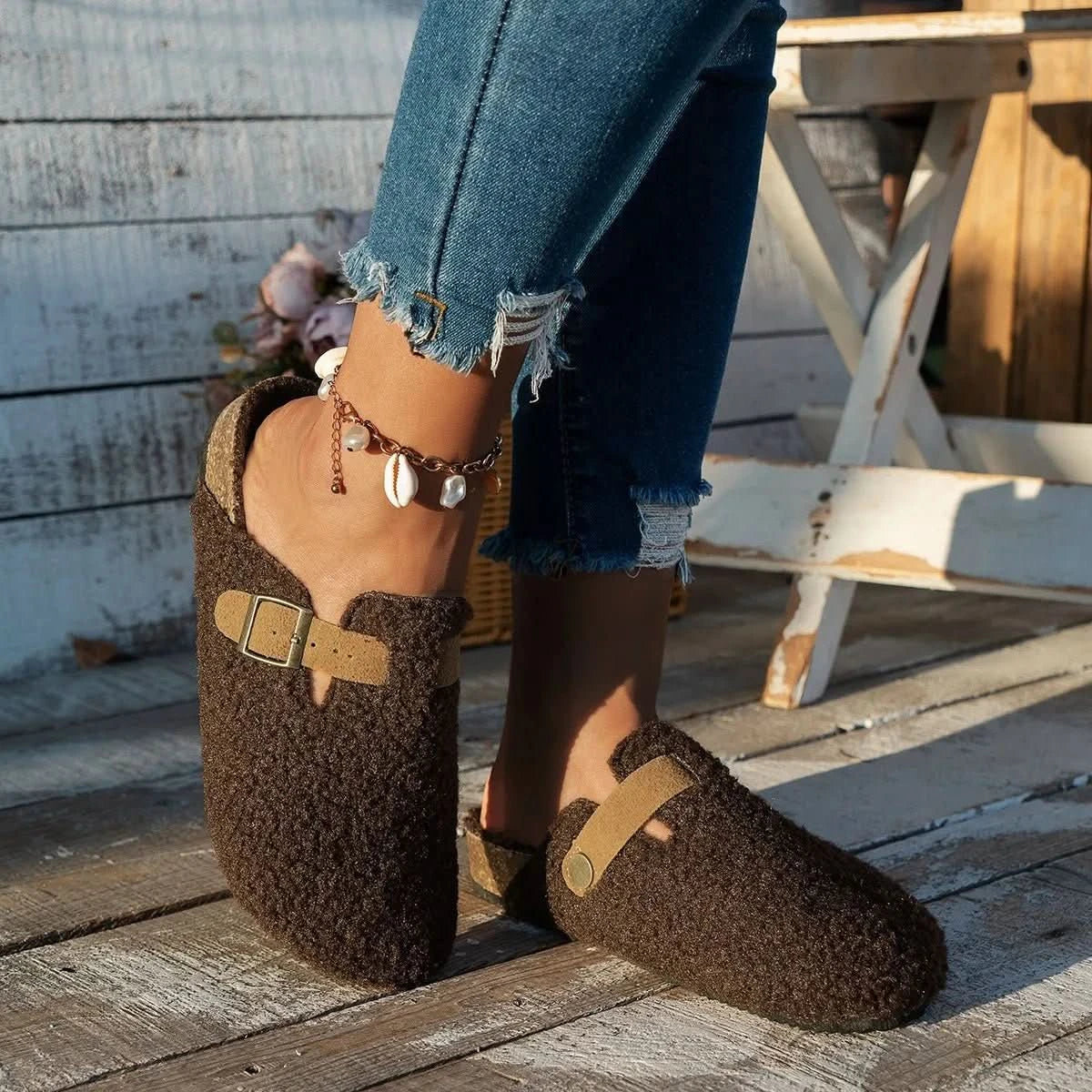 HEATWOOL - Chaussons en laine de mouton conçus pour une chaleur douillette et un confort d'intérieur en hiver