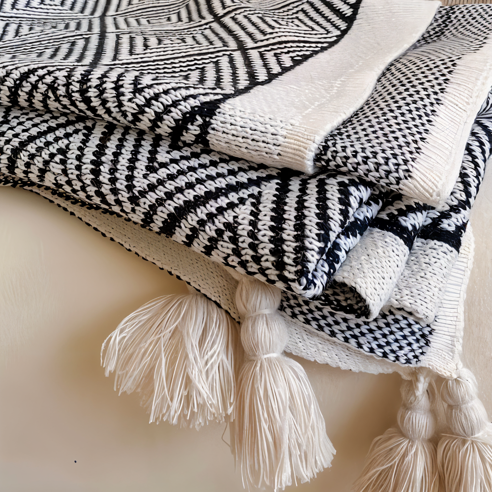 Plaid en polaire géométrique noir et blanc