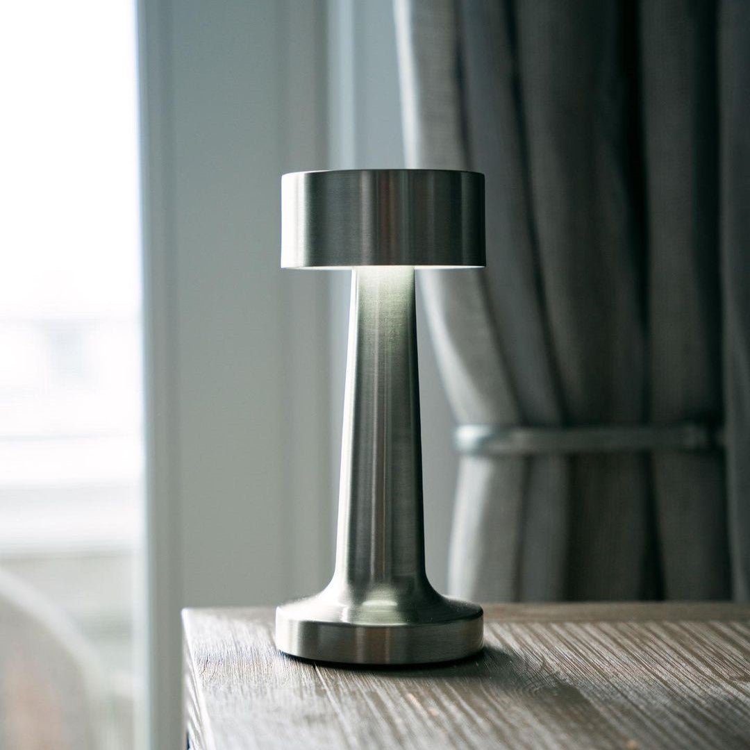 Lampe de table LED dimmable – lampe sans fil pour café, restaurant et maison