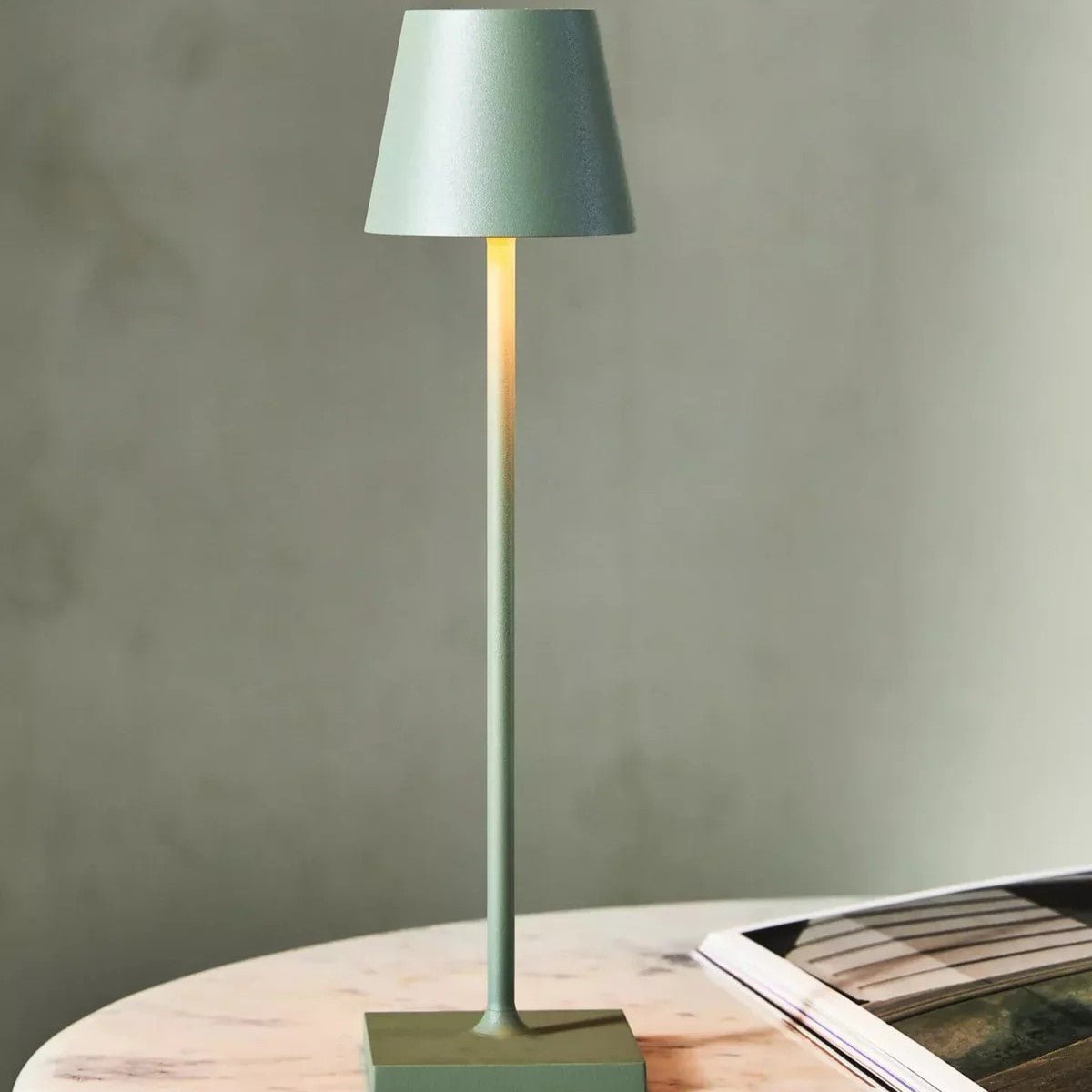 Lampe de table LED dimmable – lampe sans fil avec touch et USB-C (38 cm)