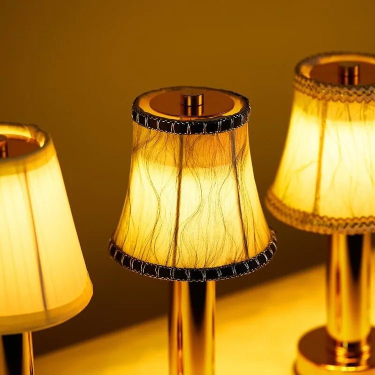 Lampe de table LED sans fil avec lumière dimmable et abat-jour en tissu