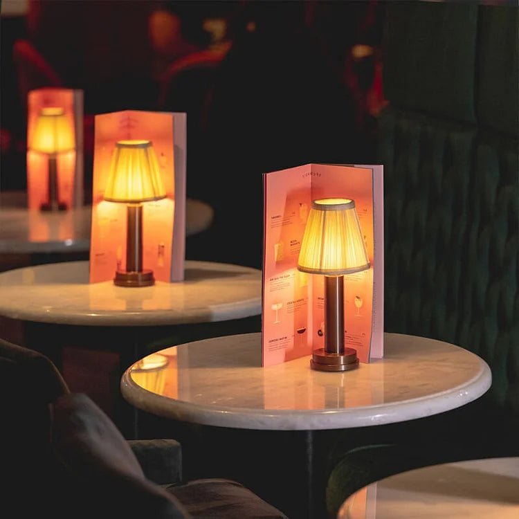 Lampe de table LED sans fil avec lumière dimmable et abat-jour en tissu