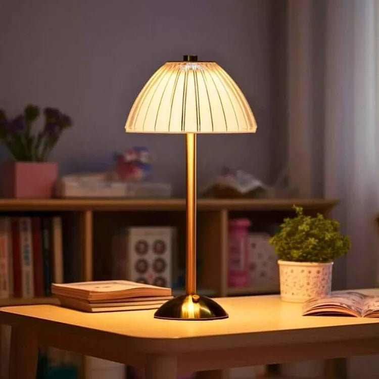 Lampe de table sans fil en cristal et métal – lampe LED élégante