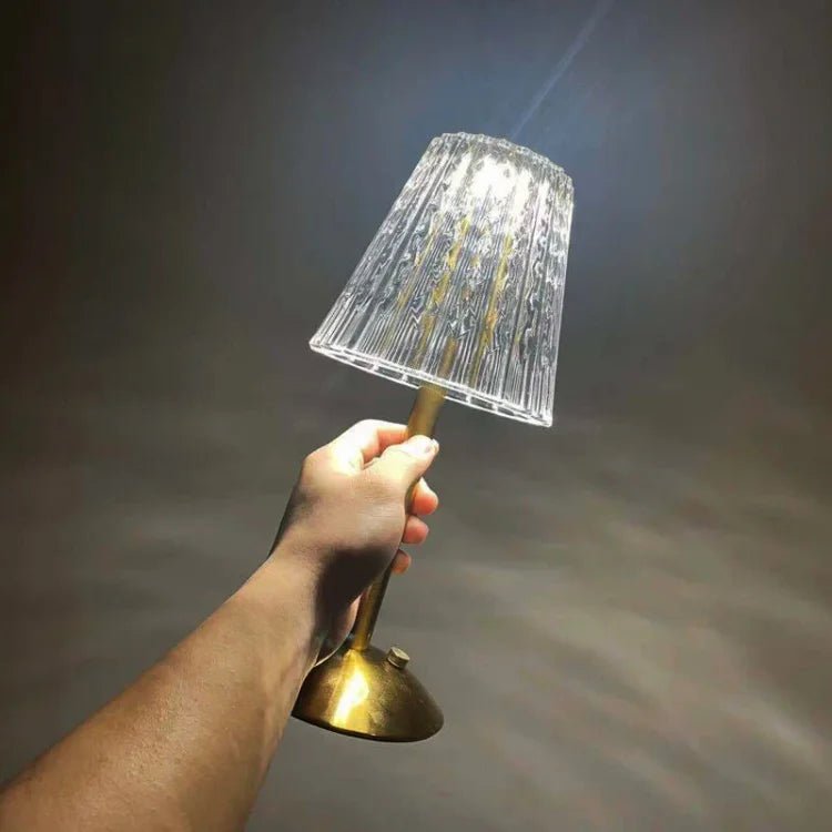 Lampe de table sans fil en cristal et métal – lampe LED élégante