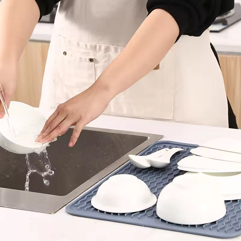 DRYSAFE - Tapis de vaisselle en silicone éco-responsable protège les plans de travail de la chaleur et de l'eau