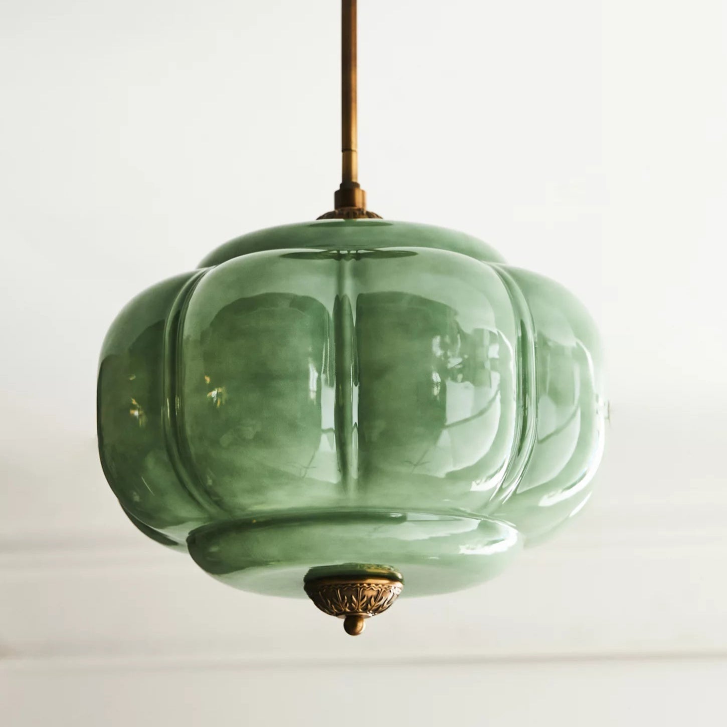 Lampe de plafond en verre semi-plafonnier à forme arrondie