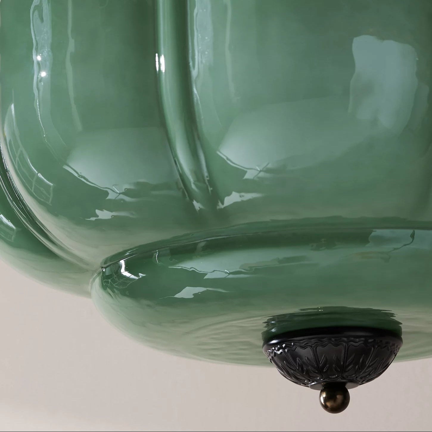 Lampe de plafond en verre semi-plafonnier à forme arrondie