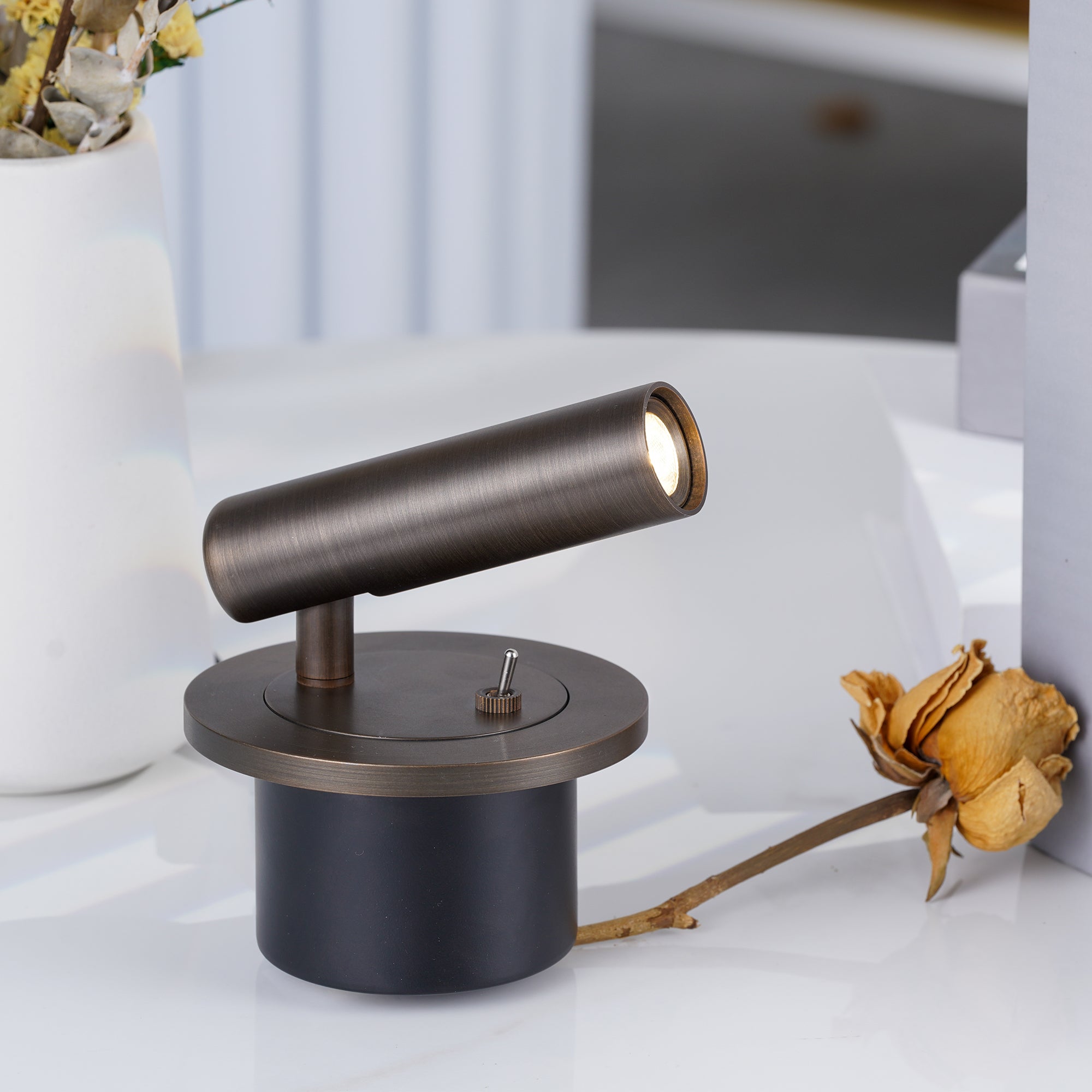 Lampe de lecture LED moderne