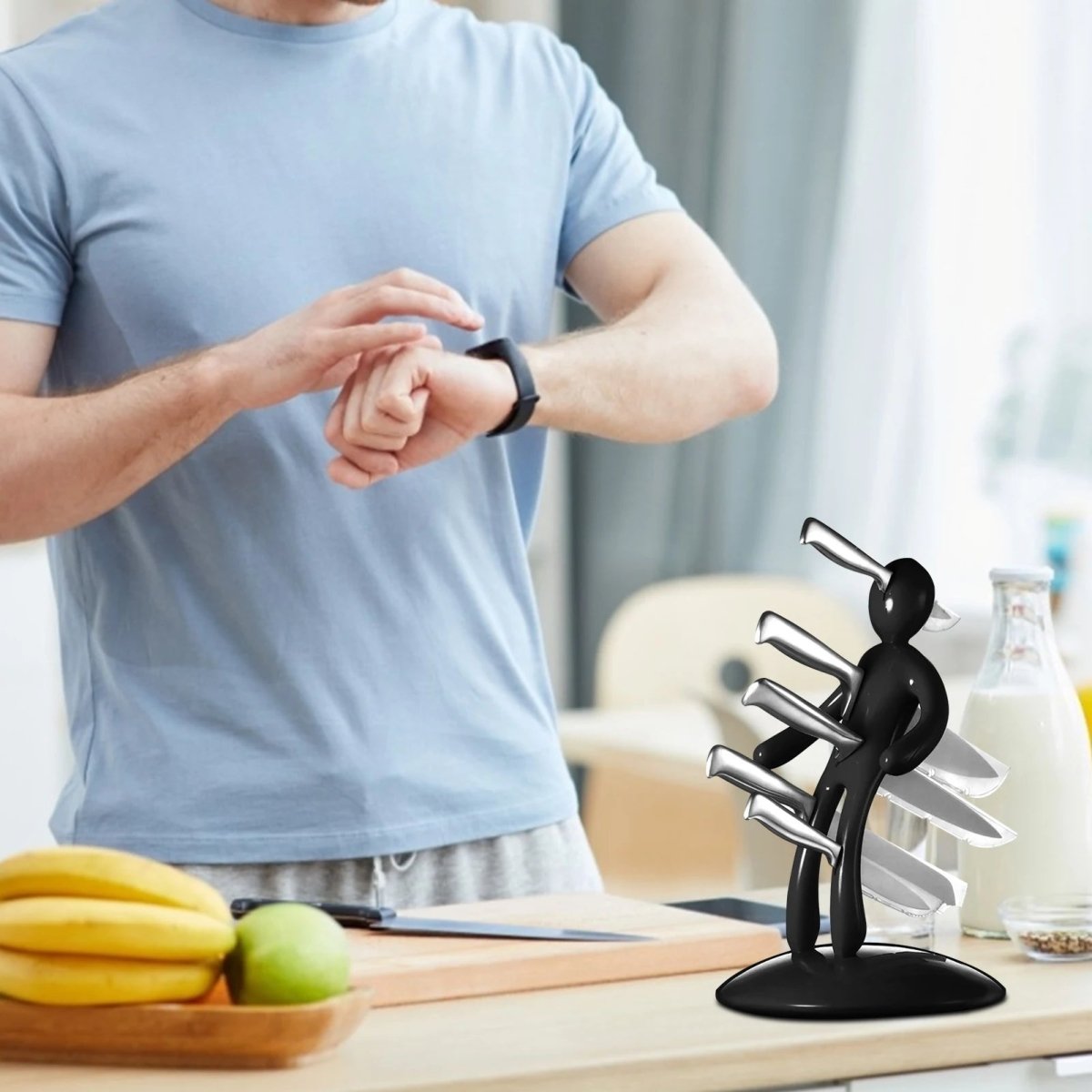 BLADEVAULT - Organisateur de couteaux humanoïde artistique avec rangement sécurisé des lames et design de comptoir gain de place pour une esthétique de cuisine moderne