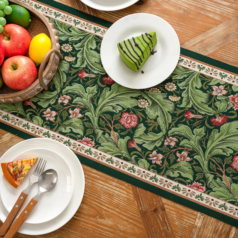 Nappe en broderie de vigne Flora
