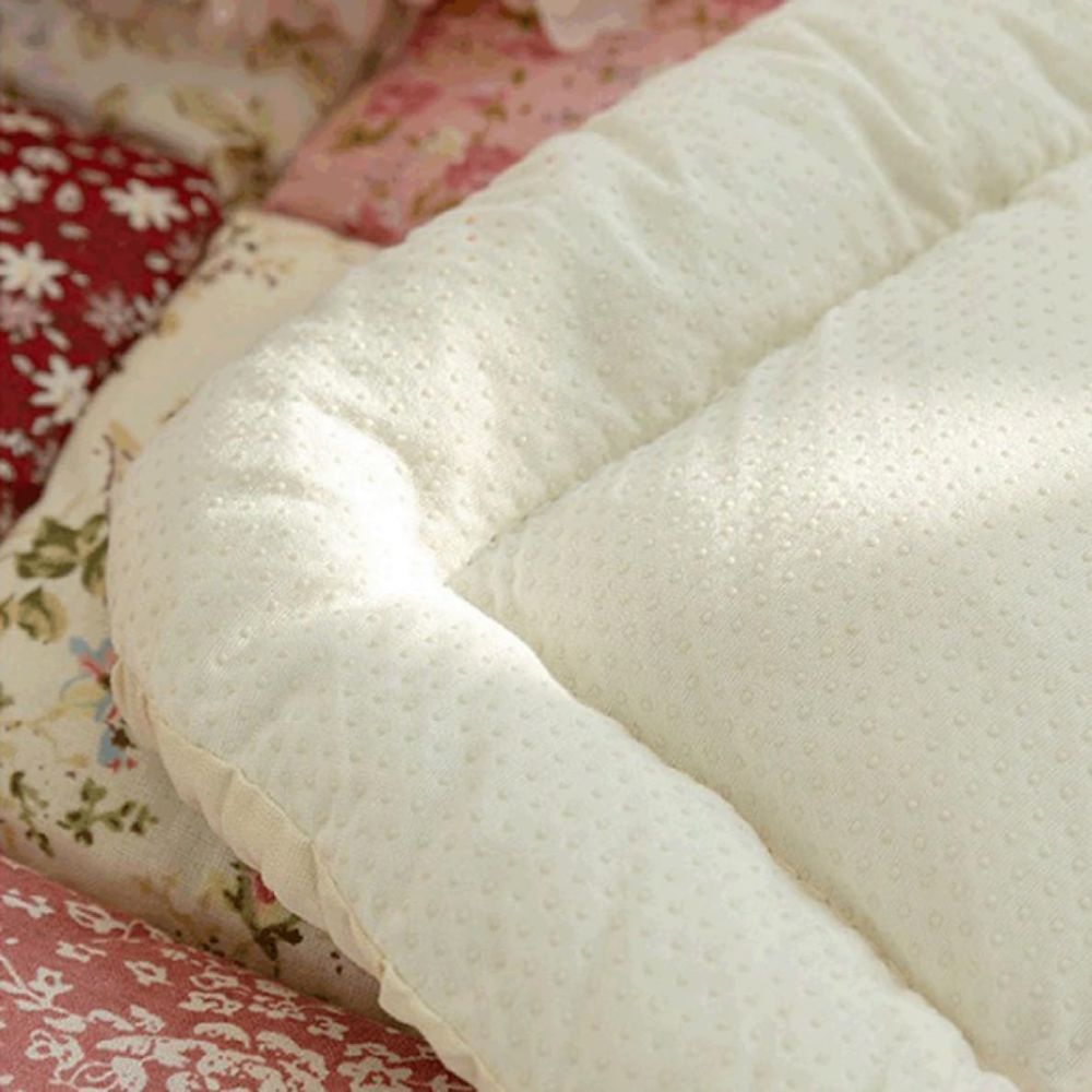 Housse de canapé matelassée Floral Bloom