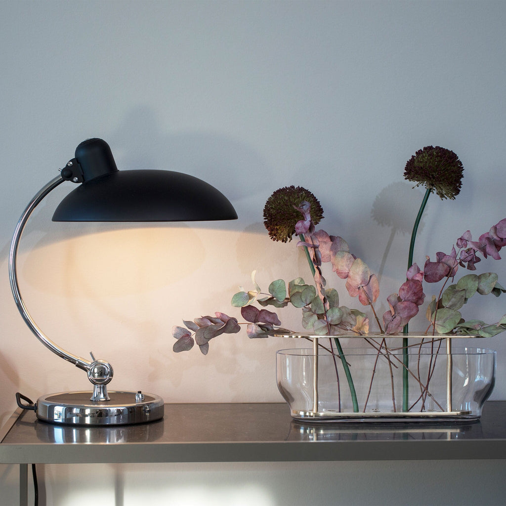 Lampe de table Bauhaus moderne – Simple, lumineuse et fonctionnelle