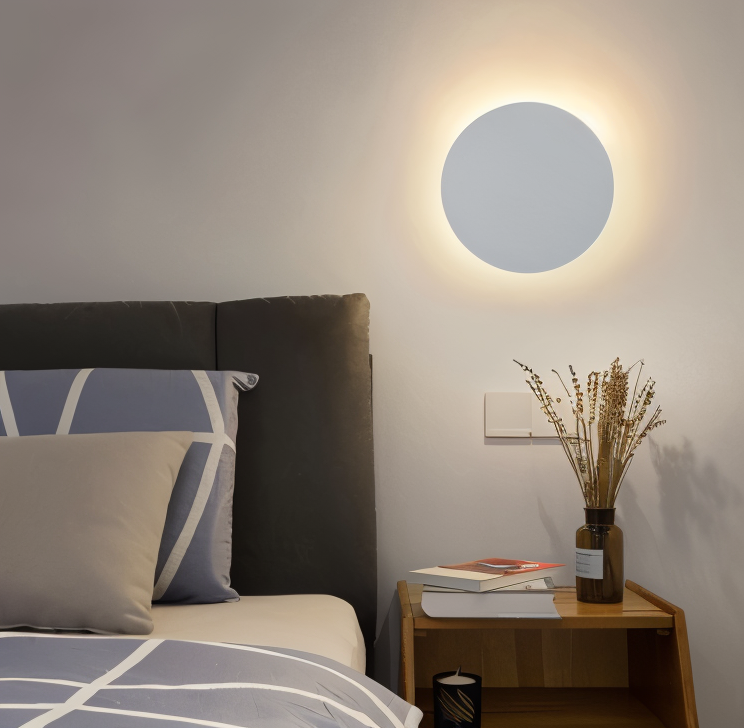 Lunaris – Applique Murale LED Ronde Moderne en Métal avec Lumière Chaude