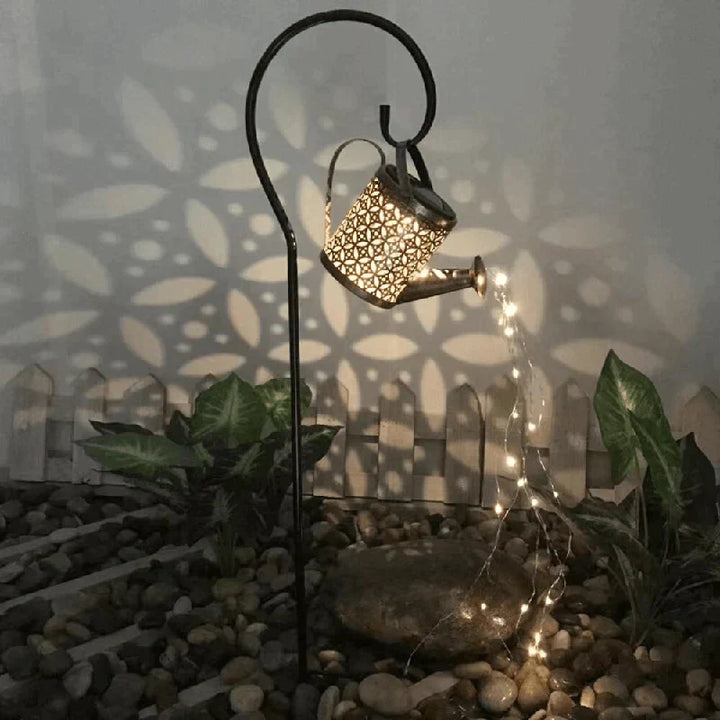 Lampe de jardin solaire | Design arrosoir | Effet doux de pluie lumineuse | GardenGlow