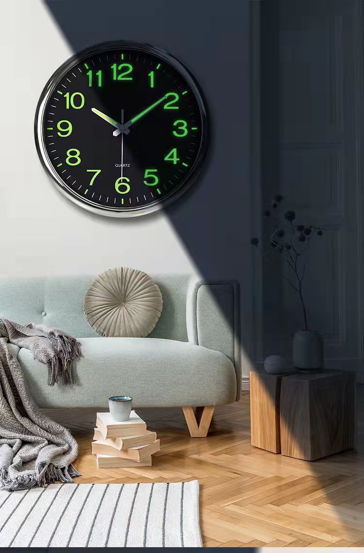 Kansas – Horloge Murale Silencieuse avec Éclairage Nocturne Ø30 cm