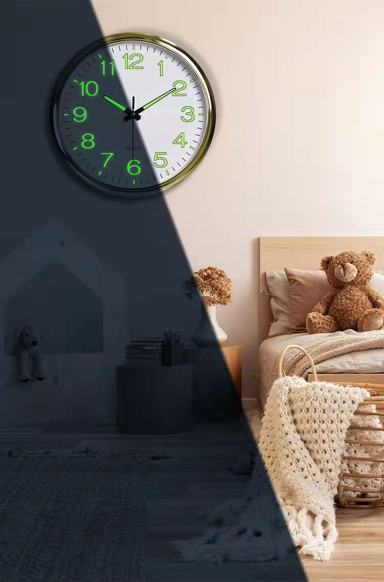 Kansas – Horloge Murale Silencieuse avec Éclairage Nocturne Ø30 cm
