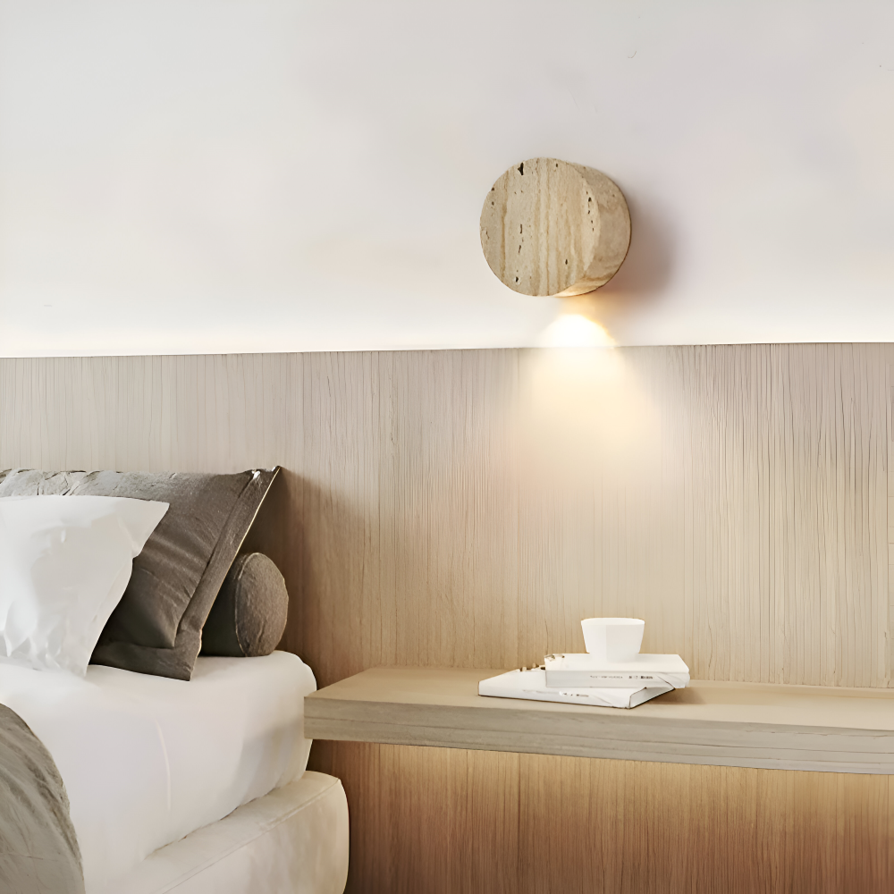 Applique murale ronde en marbre – lampe LED beige au design wabi sabi