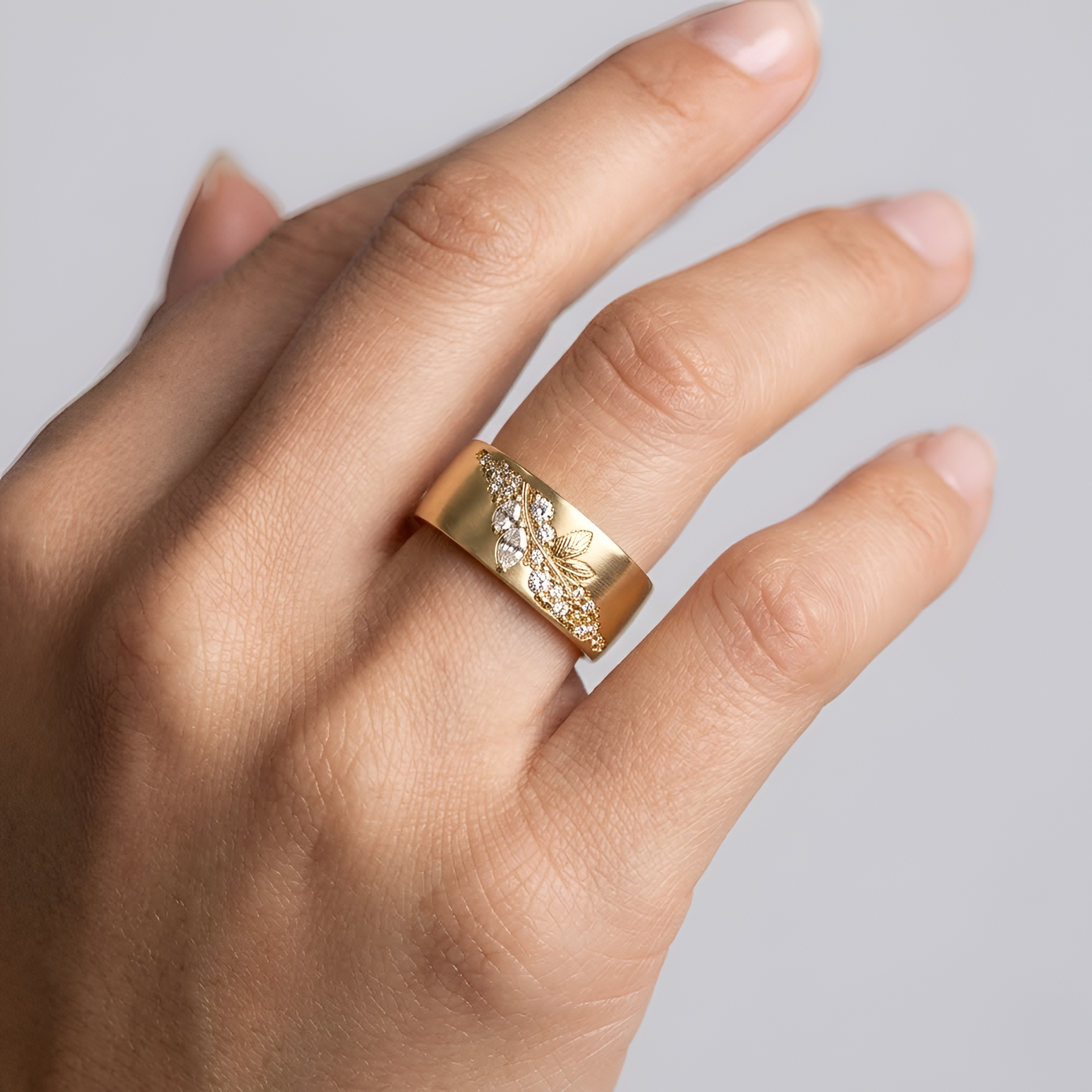 Ivy - Bague en zircone pour femme inspirée d'une feuille