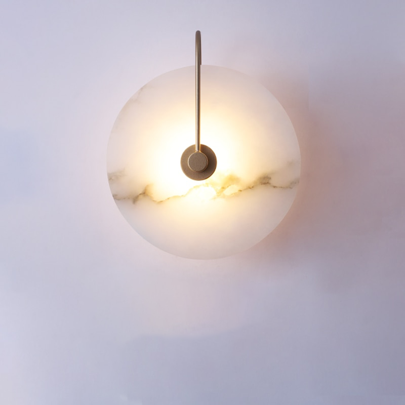 Applique LED de luxe avec finition en marbre pour un intérieur élégant