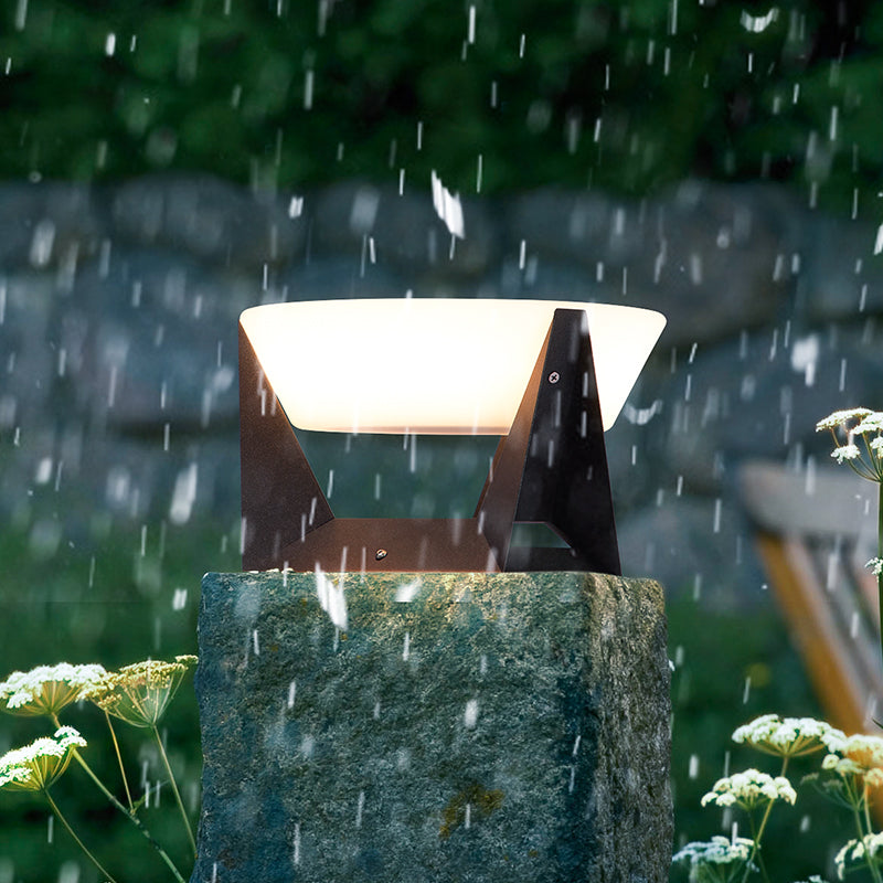 Lampes solaires d'extérieur avec lumière froide moderne
