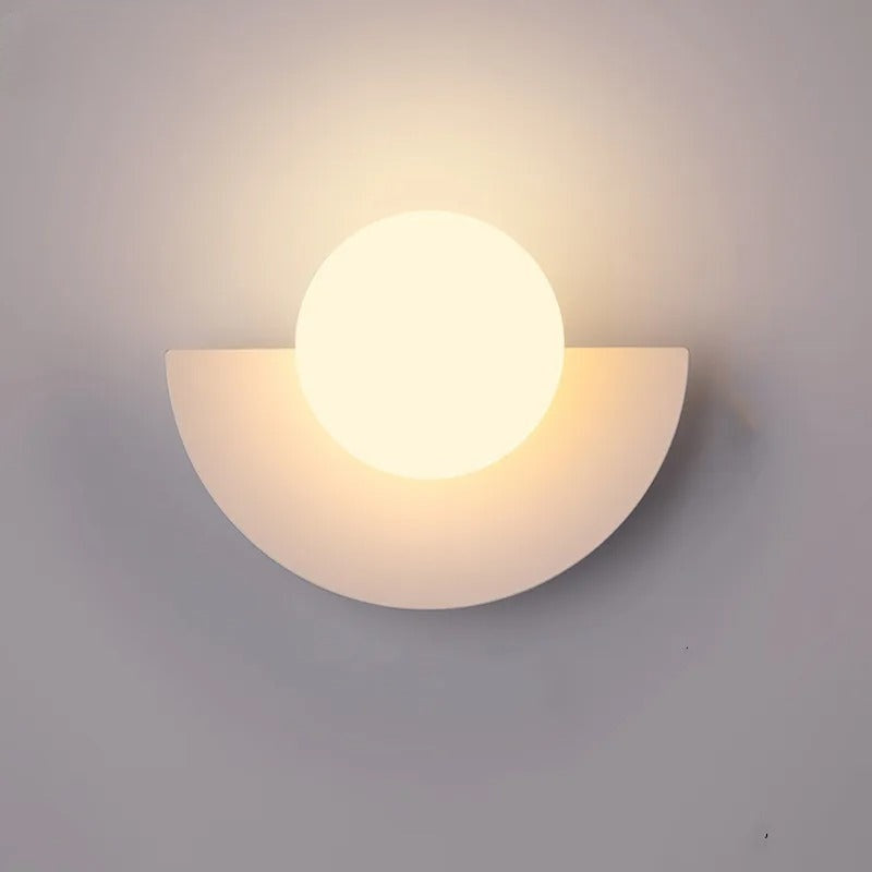 Lampe murale semi-circulaire minimaliste - ArcLight