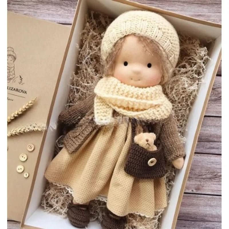 WALDOLLY - Poupée en coton Waldorf faite à la main, conçue pour un jeu doux, naturel et imaginatif avec un charme minimaliste intemporel