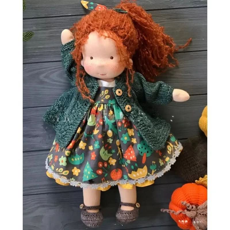 WALDOLLY - Poupée en coton Waldorf faite à la main, conçue pour un jeu doux, naturel et imaginatif avec un charme minimaliste intemporel