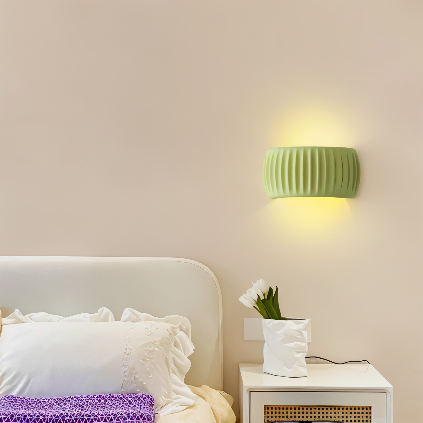 ColoraRib – Applique Murale Verte Rayée en Résine avec Design Macaron & LED Nordique