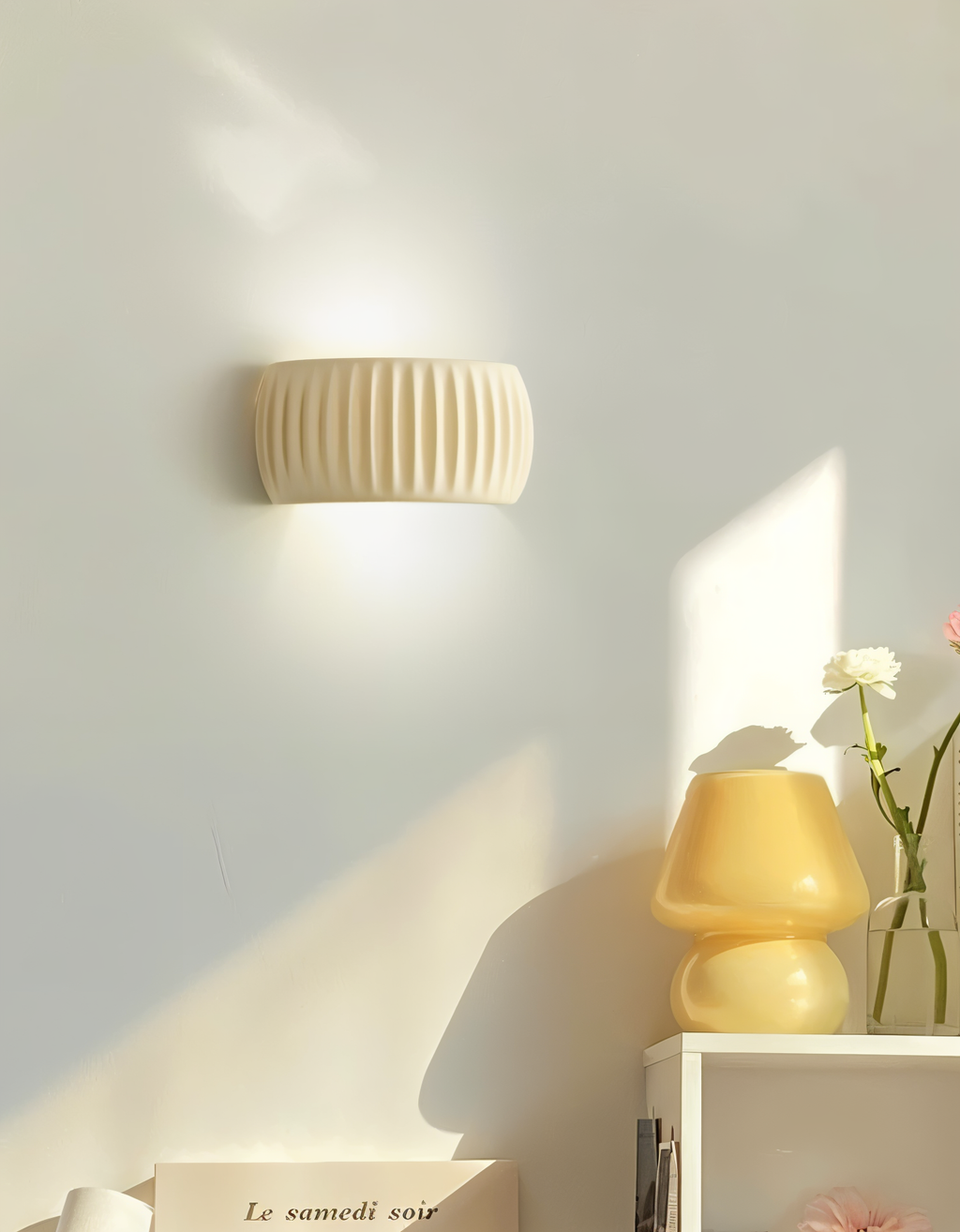 ColoraRib – Applique Murale Verte Rayée en Résine avec Design Macaron & LED Nordique