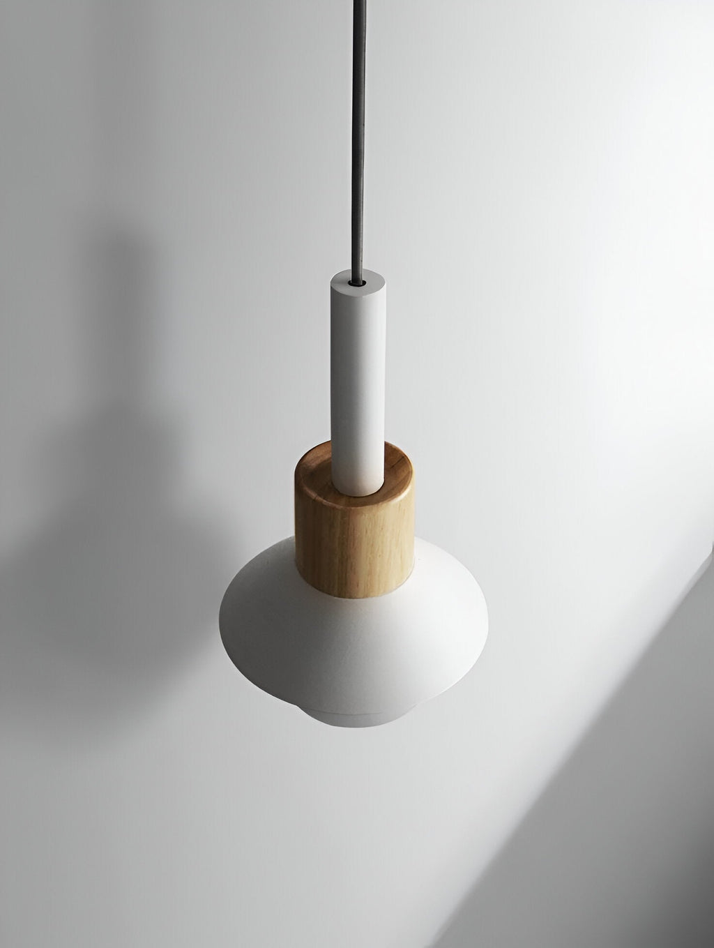 Lampe suspendue colorée au style nordique – design macaron avec lumière douce