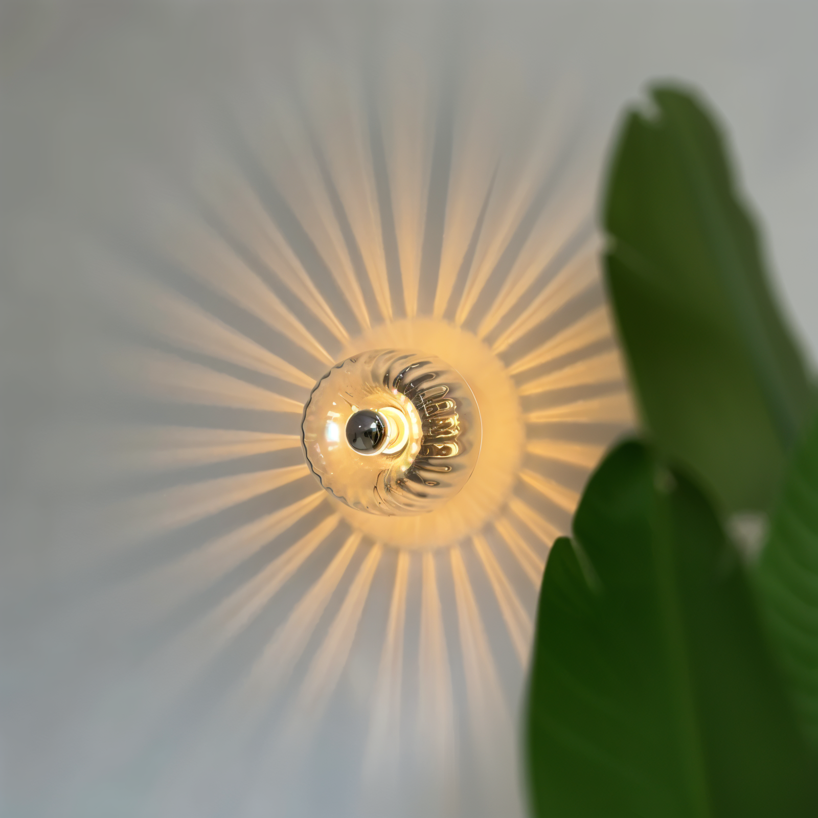 Applique murale en verre strié – Design Bauhaus avec lumière élégante