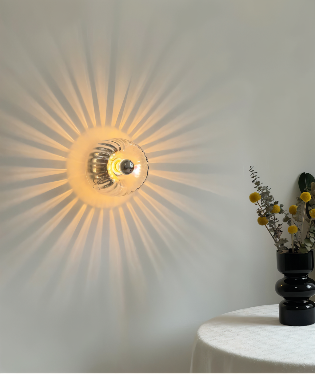 Applique murale en verre strié – Design Bauhaus avec lumière élégante