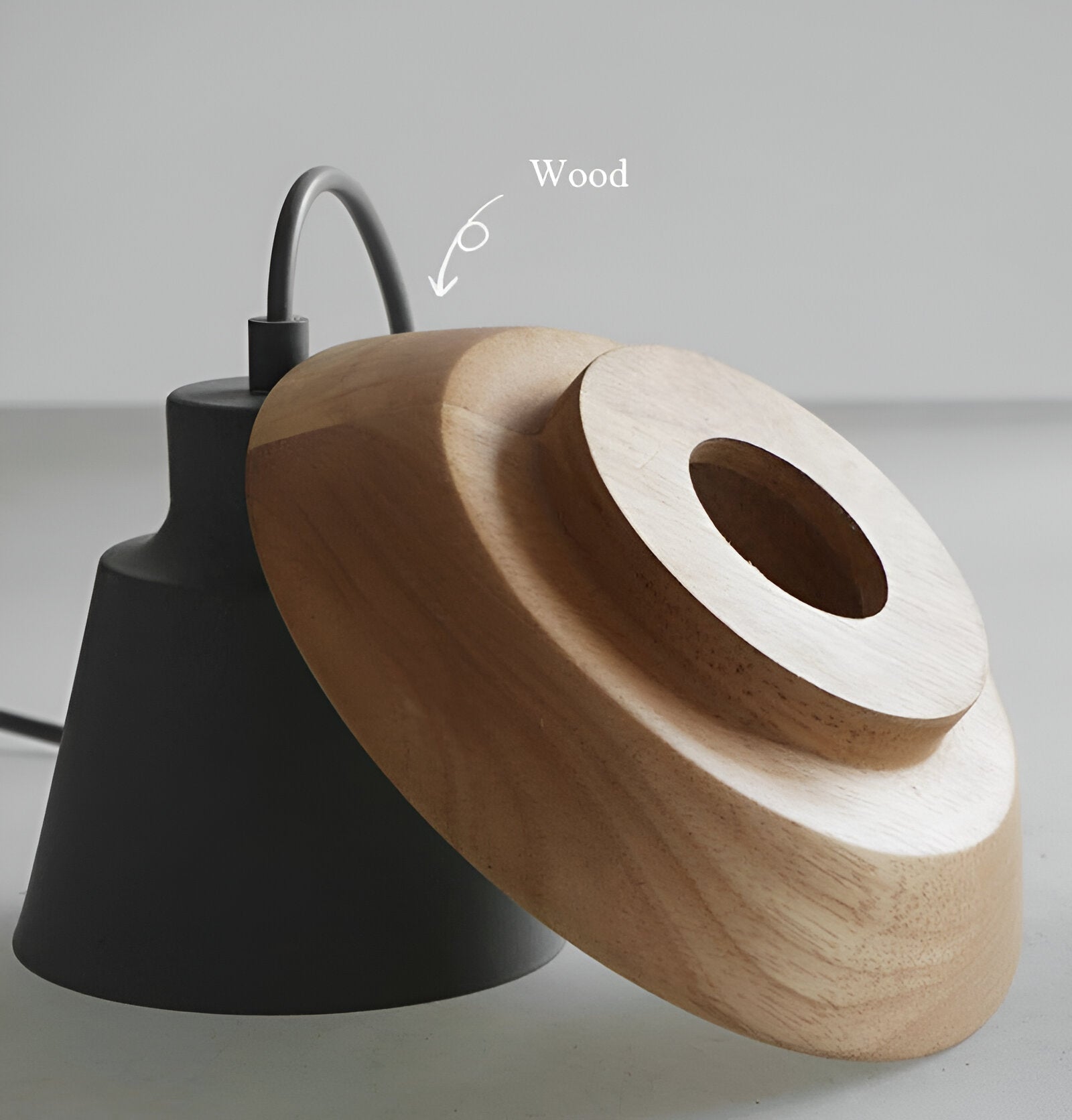 ScandiHue Suspension – Lampe Suspendue Scandinave en Bois et Métal avec Couleurs Macaron