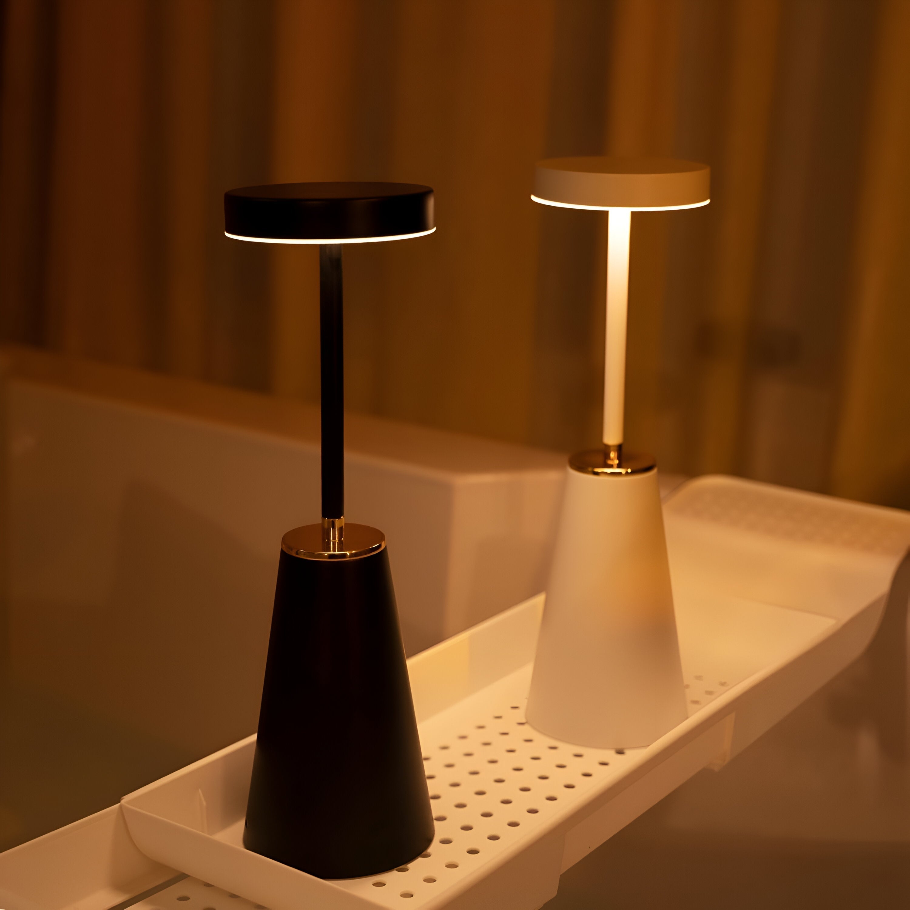 LumoElegance – Lampe de Table Sans Fil au Design Métallique Moderne