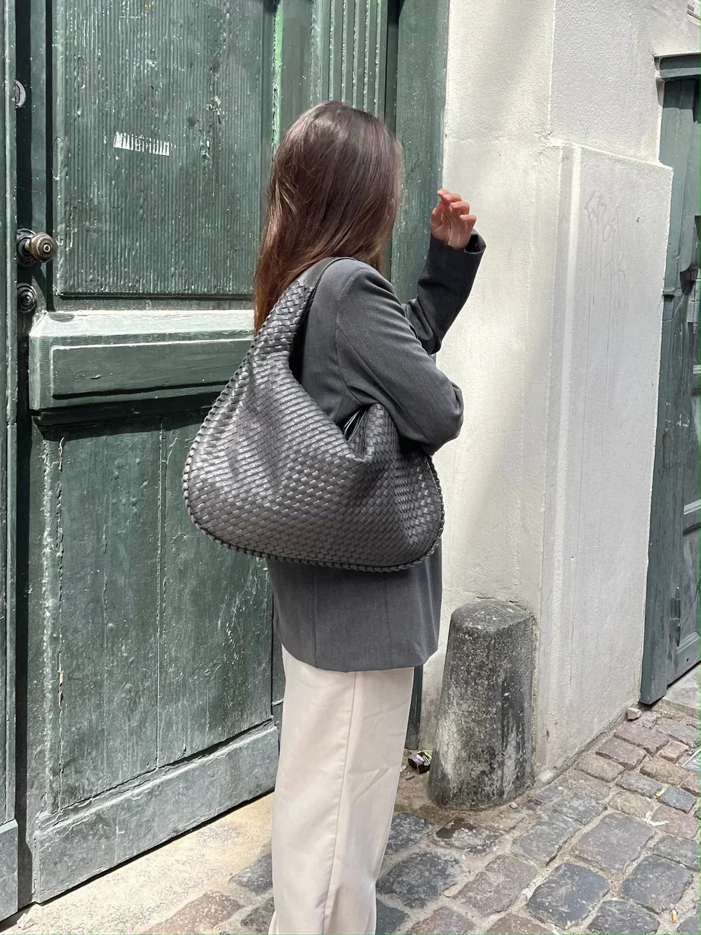 Brisienna™ | Luxe que vous pouvez ressentir, cuir que vous allez aimer !