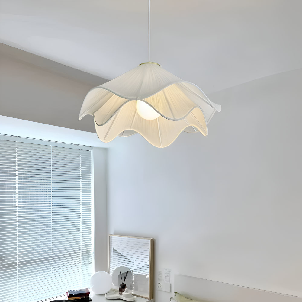 Lampe suspendue Japandi en tissu en forme de fleur