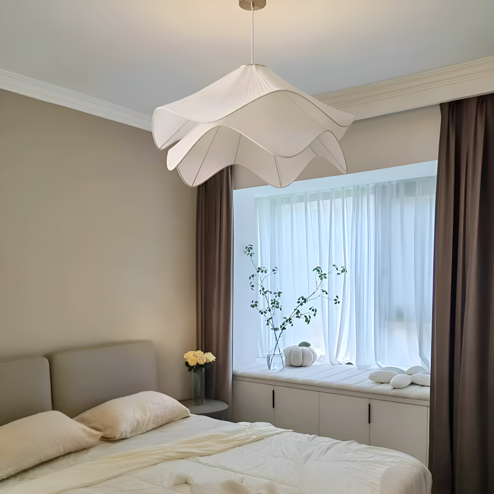 Lampe suspendue Japandi en tissu en forme de fleur