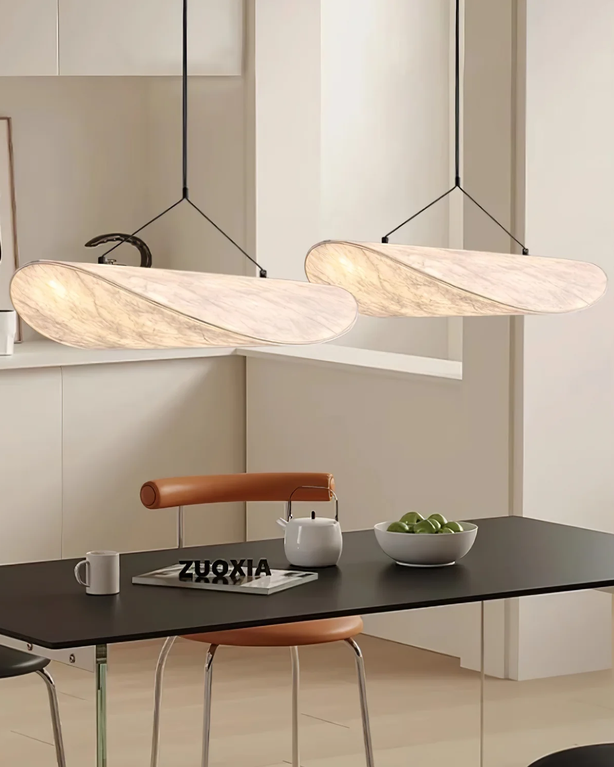 Lampe Japandi Subtile avec Effet d'Éclipse Lumineuse