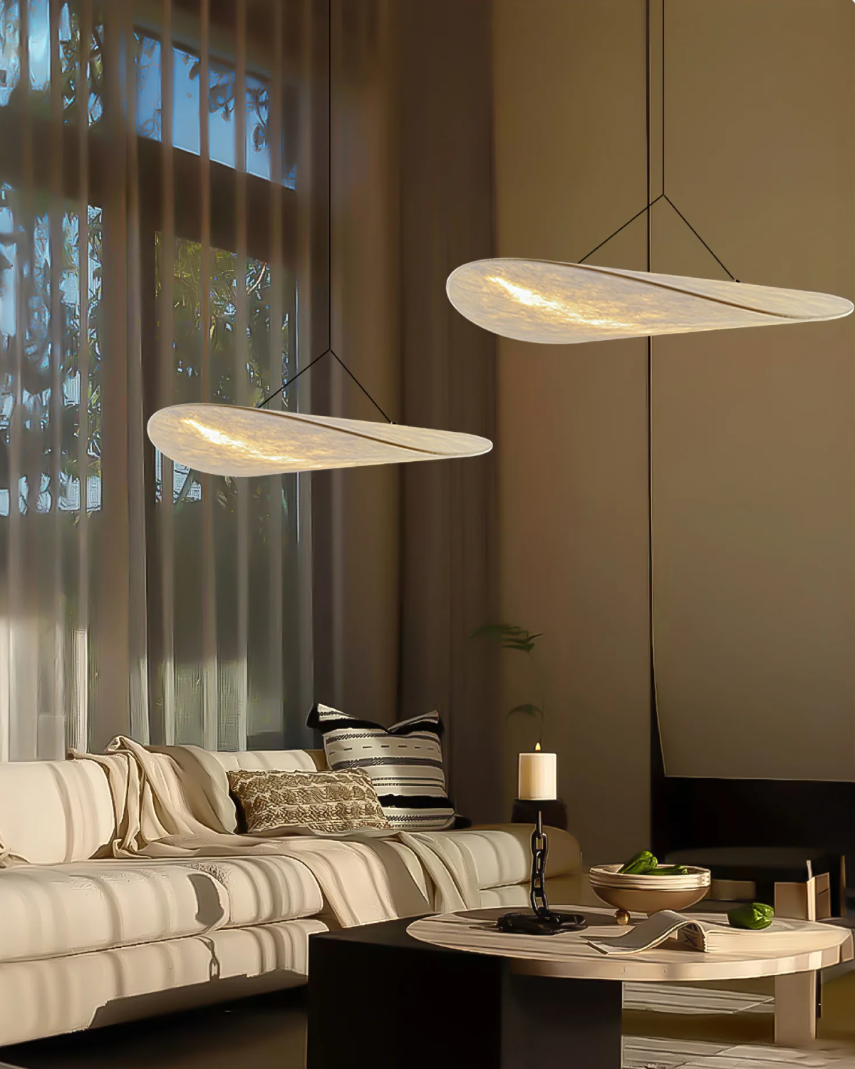 Lampe Japandi Subtile avec Effet d'Éclipse Lumineuse