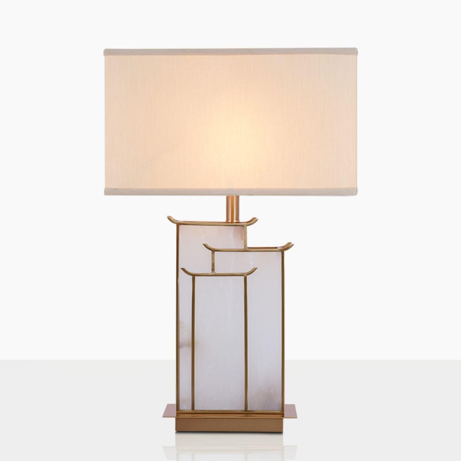 Lampe de table avec abat-jour rectangulaire et structure en cadre