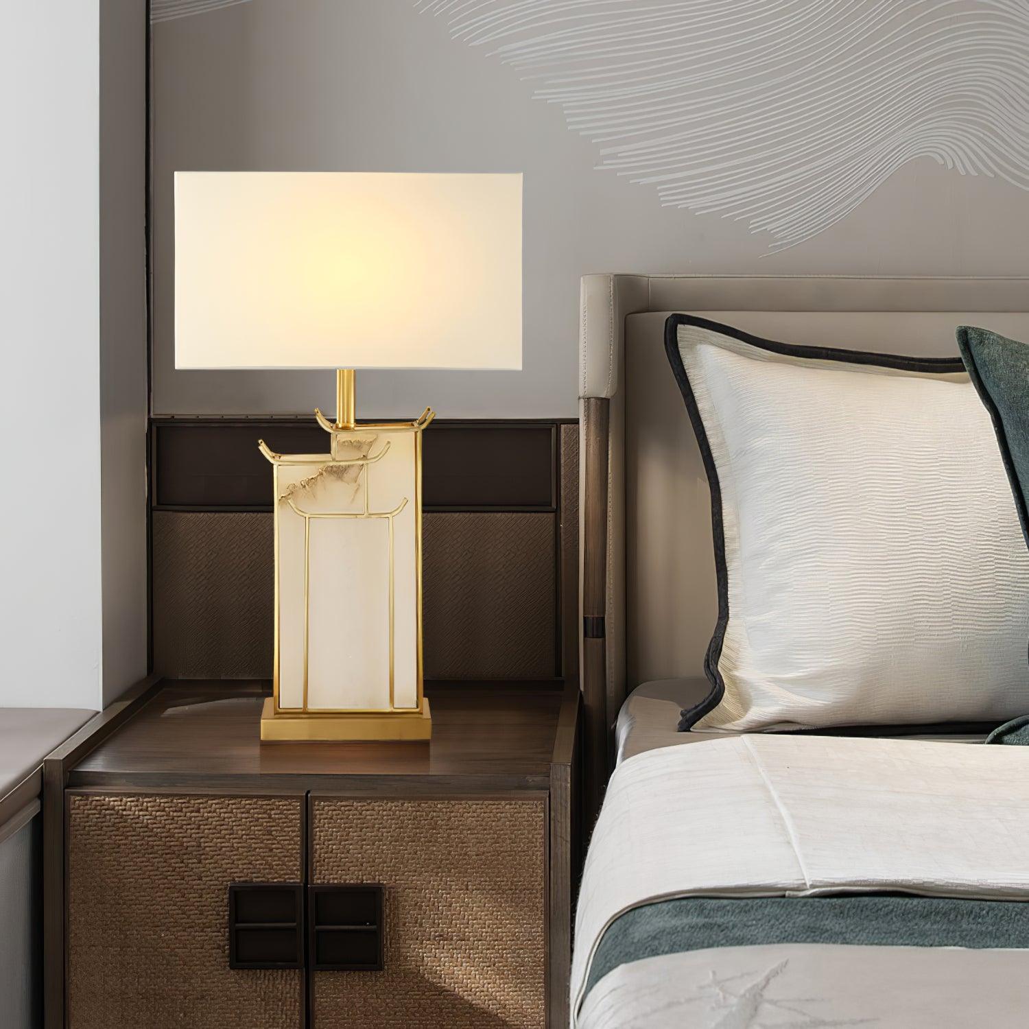 Lampe de table avec abat-jour rectangulaire et structure en cadre