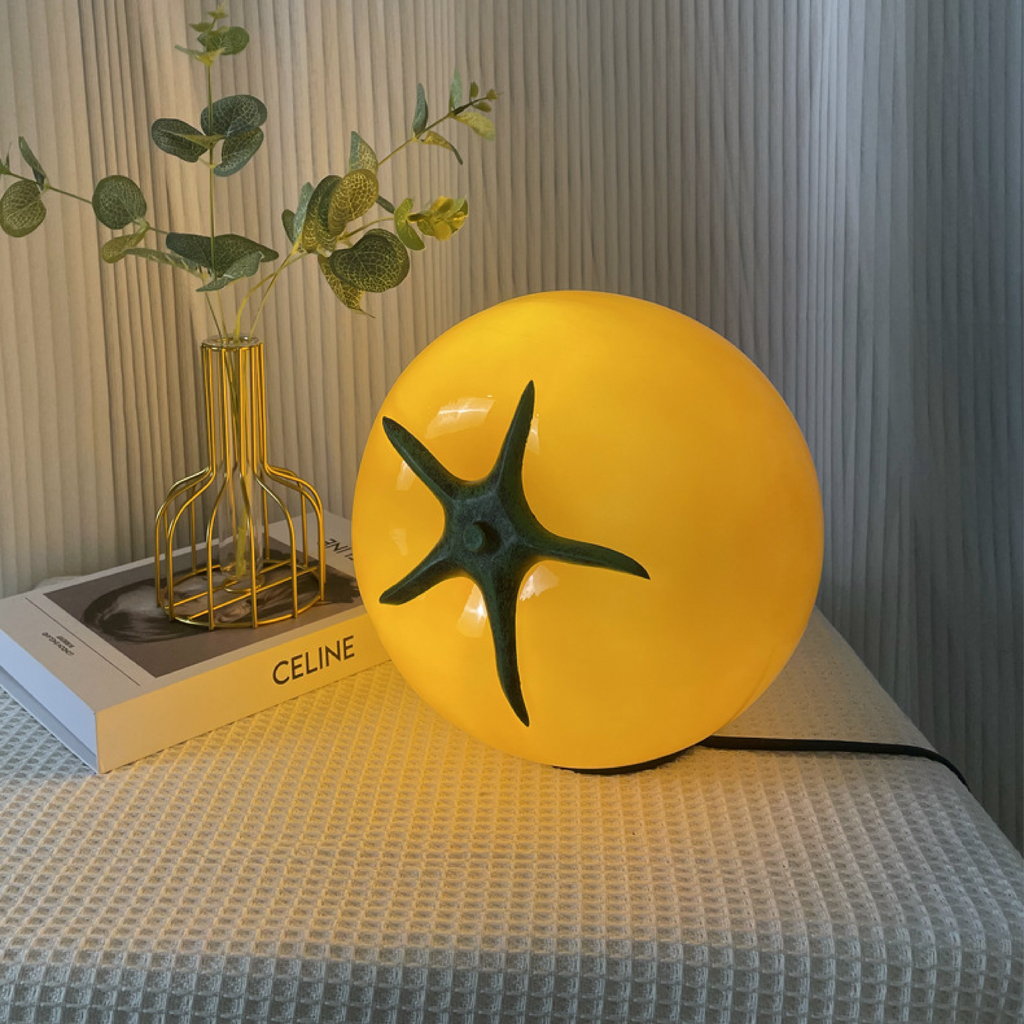 Lampe de table minimaliste Tomato
