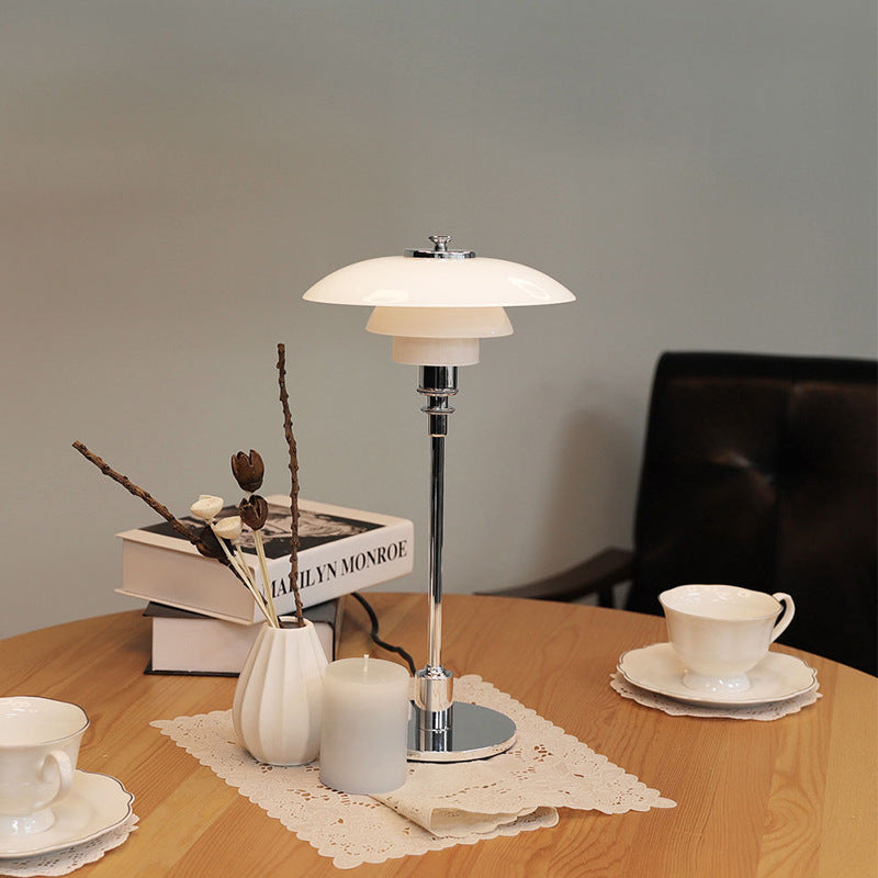 Lampe de table design danoise moderne