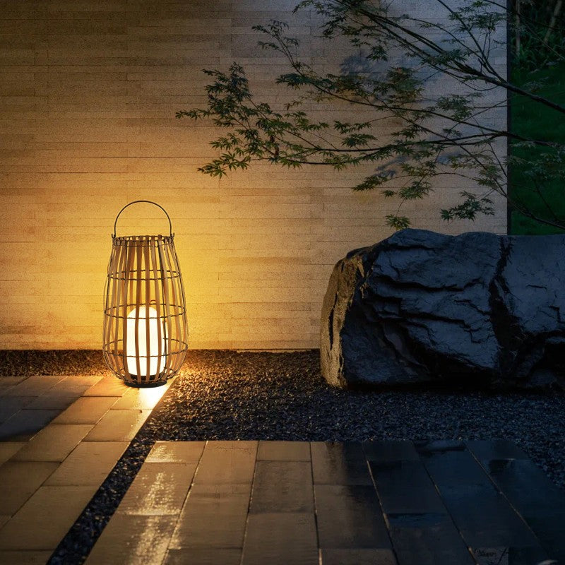 Lampe de jardin en rotin solaire