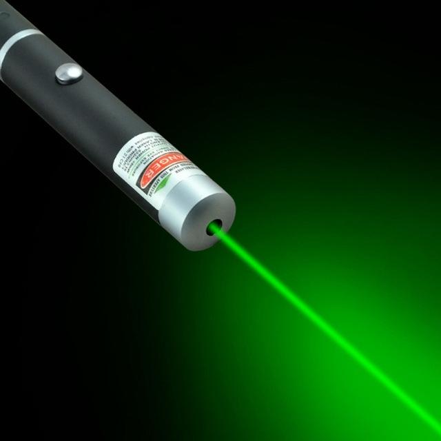 RAYLIX – Pointeur Laser Longue Distance avec Modes Multicolores Vibrants