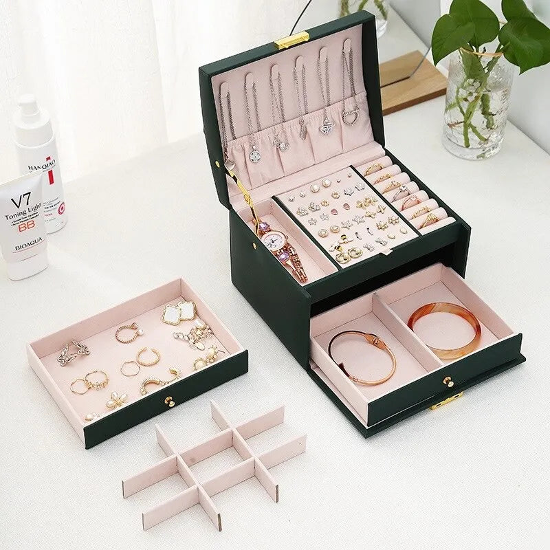 Boîte à bijoux avec 3 tiroirs et intérieur en velours luxueux – Amylin