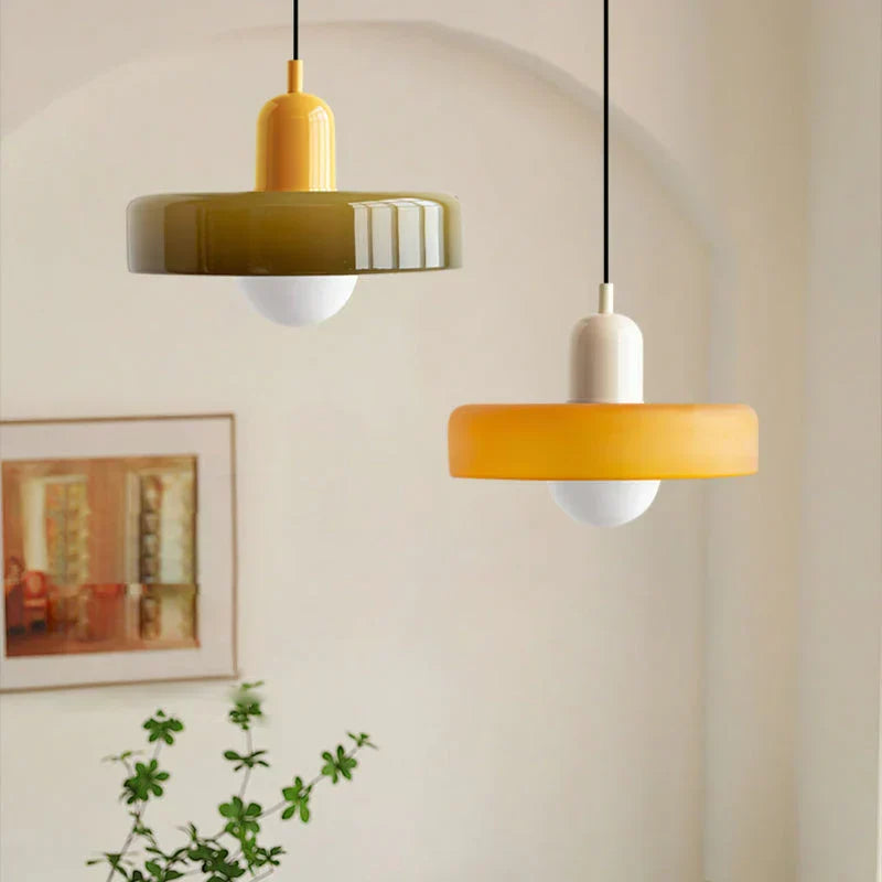 Suspension en verre scandinave pour une élégance intemporelle