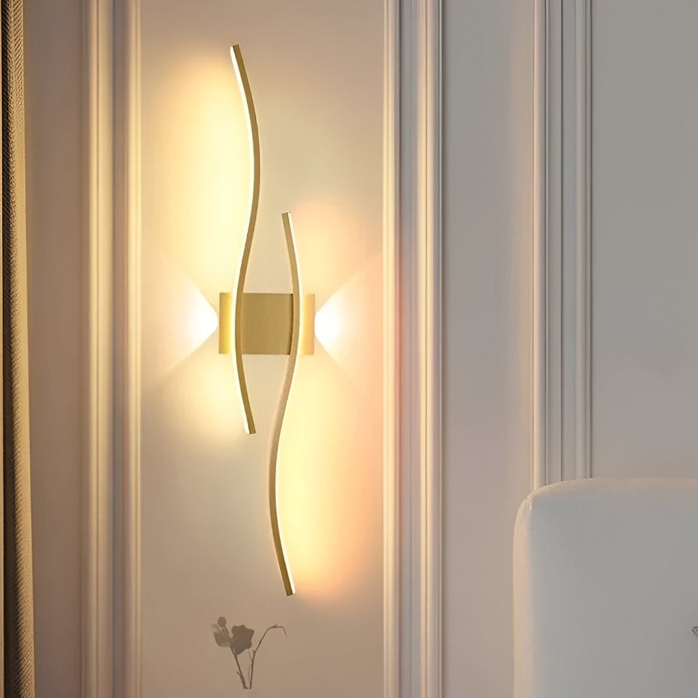 Applique murale LED moderne avec un élégant design en vagues